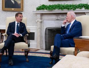 Biden tells Swedish PM looking forward to NATO bids approval