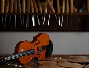 Stradivaris home workshop reopens in Italy