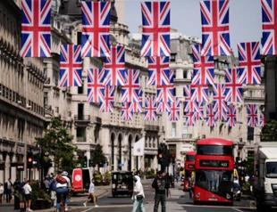 UK unemployment rate, wages increase