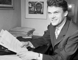 Czech writer Milan Kundera dies aged 94