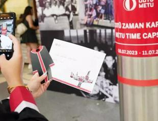 Students bury time capsule to be dug up after 25 years