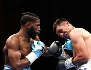 Olympic gold medalist Cruz wins pro boxing debut