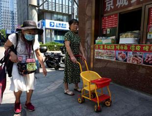Chinas growth in second quarter disappoints