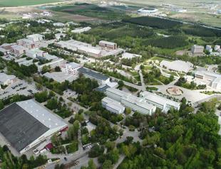 Revenues of top informatics firms up 74 percent