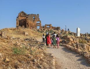 New studies to shed light on underground structures in Zerzevan Castle