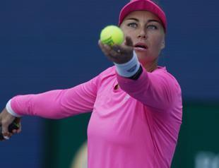Russias Zvonareva denied entry to Poland for WTA