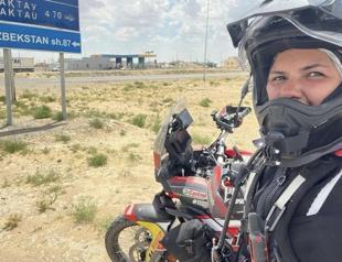 Turkish woman travels around the globe solo