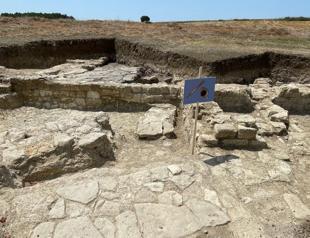 Excavations resume in Bathonea