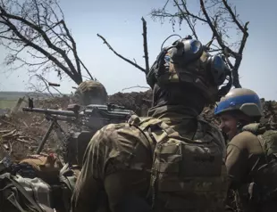 Fighting intensifies in southeastern Ukraine with Kiev claiming gains