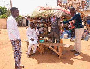 France suspends development, budget aid to Niger