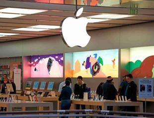 Amazon and Apple beat earnings forecasts