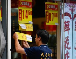 China slips into deflation as post-COVID recovery falters