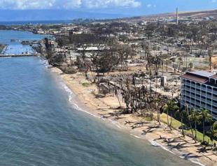 Survivors of Mauis wildfires return home to blackened ruins
