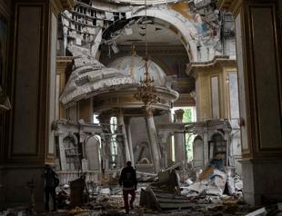 Ukraine says downed waves of missiles, drones over Odesa