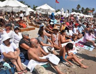 Activists launch ‘Towel protest’ to reclaim public beaches