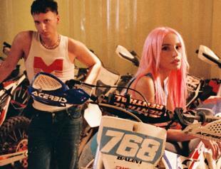 Surprise duet by Edis and Gülşen