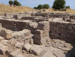 Excavations in Assos reveal new finds