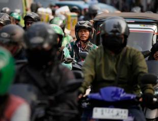 Jakarta orders civil servants work from home to improve air quality