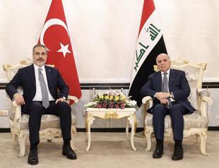 Turkish FM holds talks with Iraqi counterpart in Baghdad