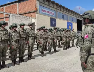 Turkish troops return from Kosovo after completing mission