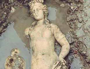 Water fairy statue found in Amasra