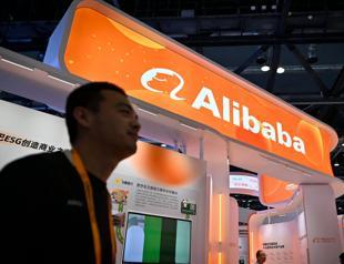 Former CEO of Alibaba quits cloud business