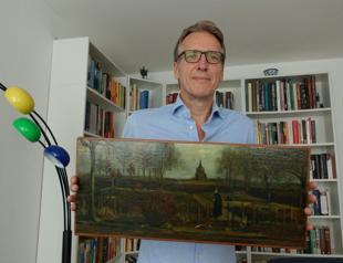 Dutch art detective recovers stolen Van Gogh