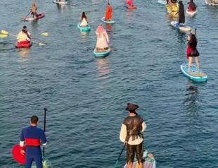 Fancy dress-themed Canoe Festival held in Adana