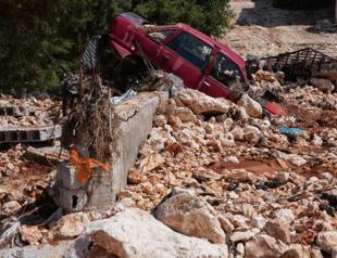 One week after Libya flood, aid arrives for survivors
