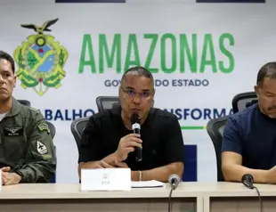 14 killed in plane crash in Brazilian Amazon