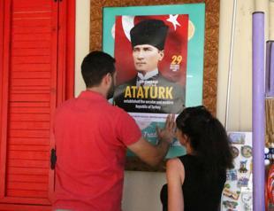 French magazine’s Atatürk cover inspires to hoteliers in Antalya
