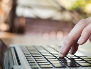 Expert warns of rising digital diseases amid growing technology use