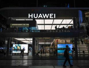 Germany weighs barring Chinese parts in 5G networks