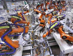 As electric shift stalls, Volkswagen weighs up savings