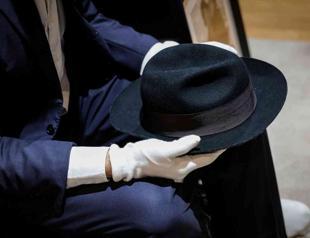 Michael Jackson moonwalk hat sells for 77,640 euros