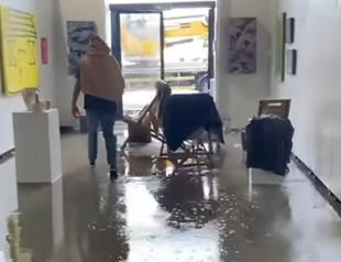 Rains hit Contemporary Istanbul