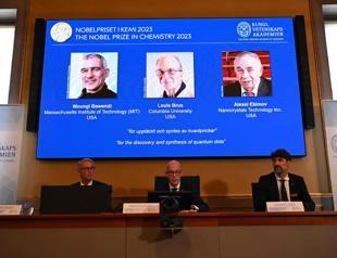 Trio wins Nobel Chemistry Prize for quantum dots