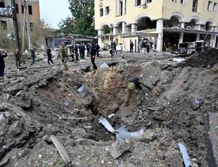 Deadly new strike as Ukraine mourns dozens killed at wake