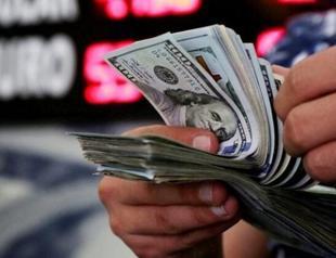 Current account deficit shrinks to $619 million