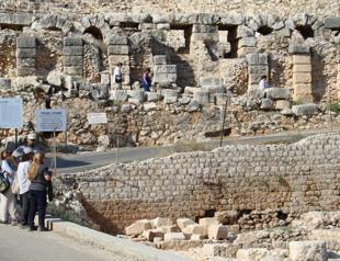 Staged treasure hunting on rise, targets cultural sites