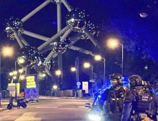 Gunman kills 2 Swedes in Brussels, prompting terror alert and halt of Belgium-Sweden soccer match