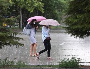 Summer rains surge nationwide, plummet in Istanbul