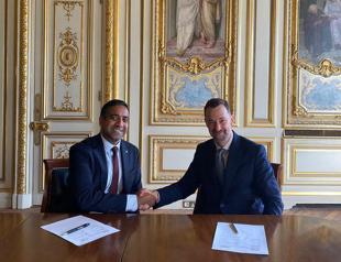 UK plans space mission after striking deal with US firm