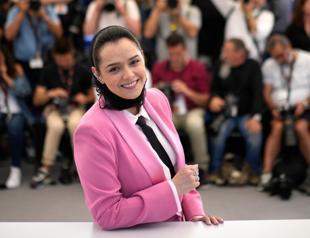 Iran bans 12 actresses over hijab violations