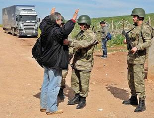 Türkiye deploys 60,000 military forces along borders, official says