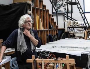 Renowned glass artist featured in new film