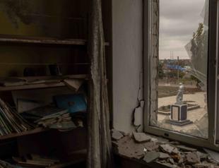 One year since liberation, Ukraines Kherson still under fire