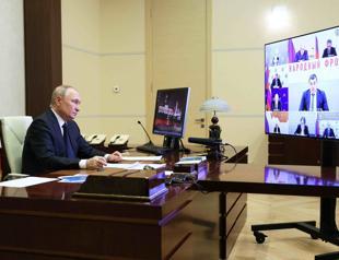 Putin offers way for Russians to swap frozen assets