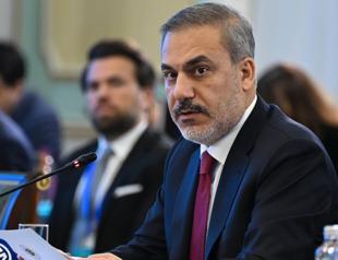 FM urges Gaza peace in call with UN envoy