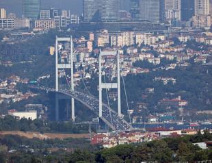 Services exports on course to top $100 billion this year: Minister